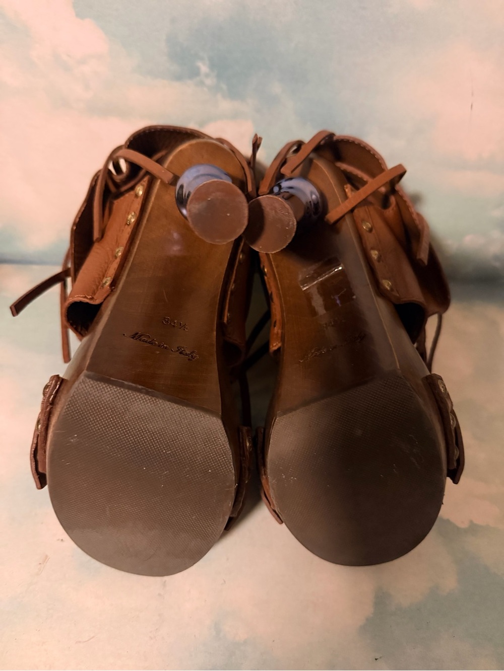 Louis Vuitton Sandals - Picture 13 of 15